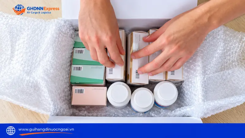 Đóng gói gửi thuốc tây đi Úc